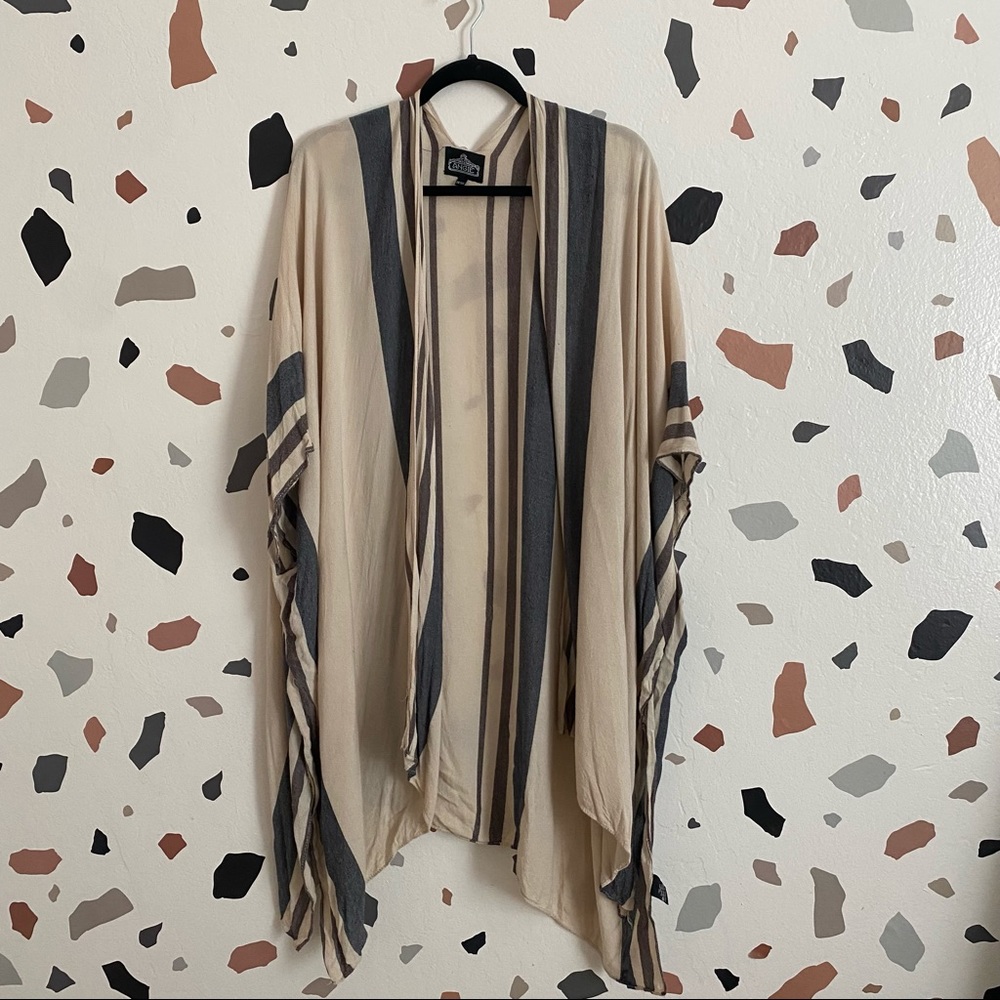 Boutique striped kimono